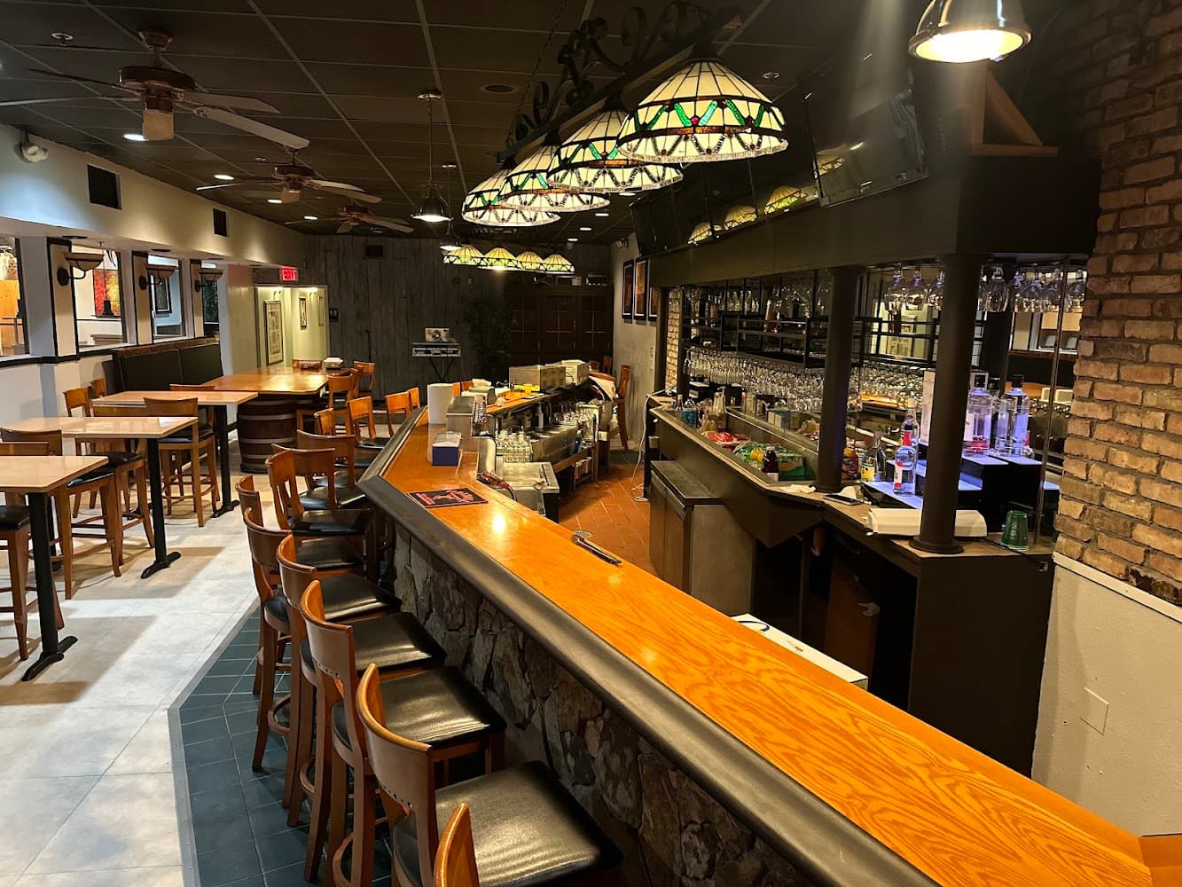 Google street view image of La Veranda Restaurant & Bar