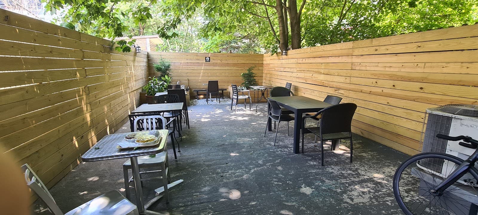 Google street view image of Natural Blend