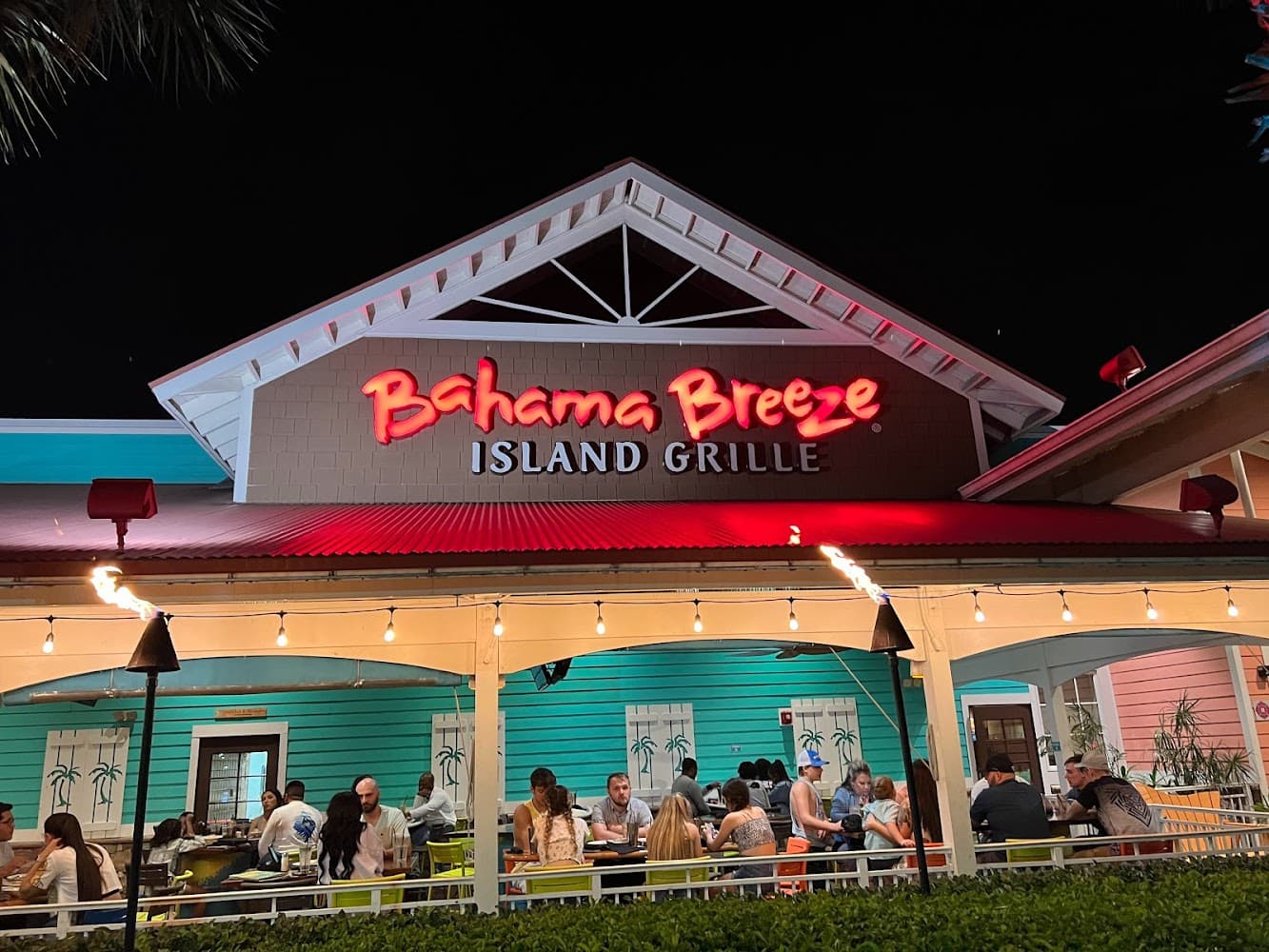 Google street view image of Bahama Breeze