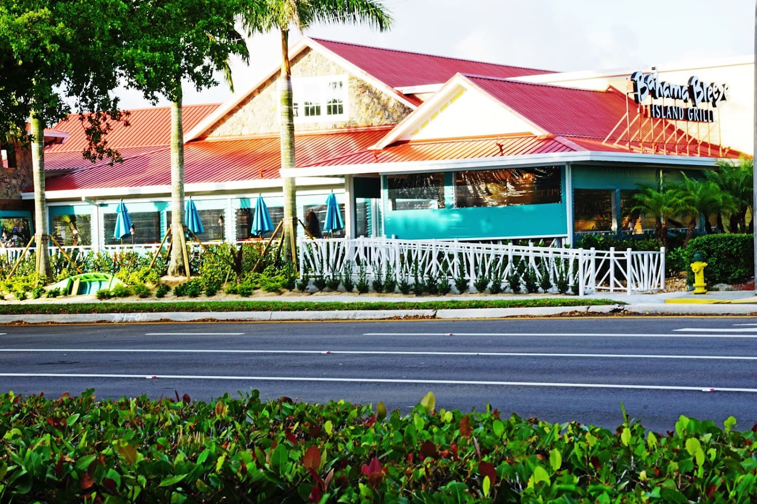 Google street view image of Bahama Breeze
